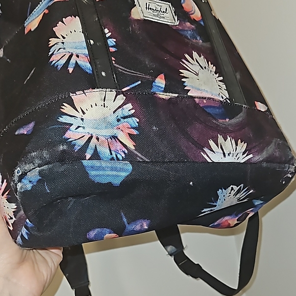 Herschel Supply Company Black Floral Backpack - Picture 4 of 6